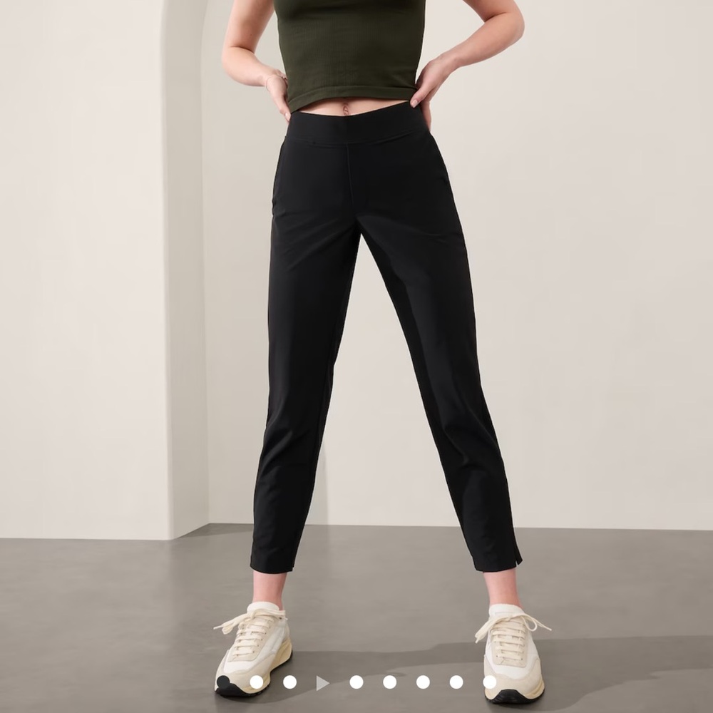 Black Athleta  Brooklyn ankle pants size 8